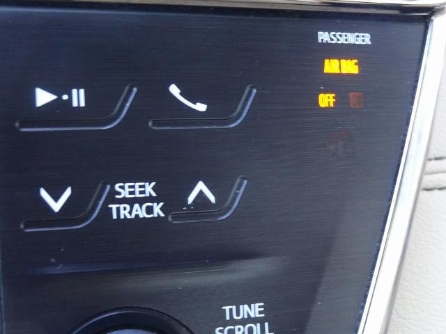 2018 Toyota Avalon Hybrid Limited