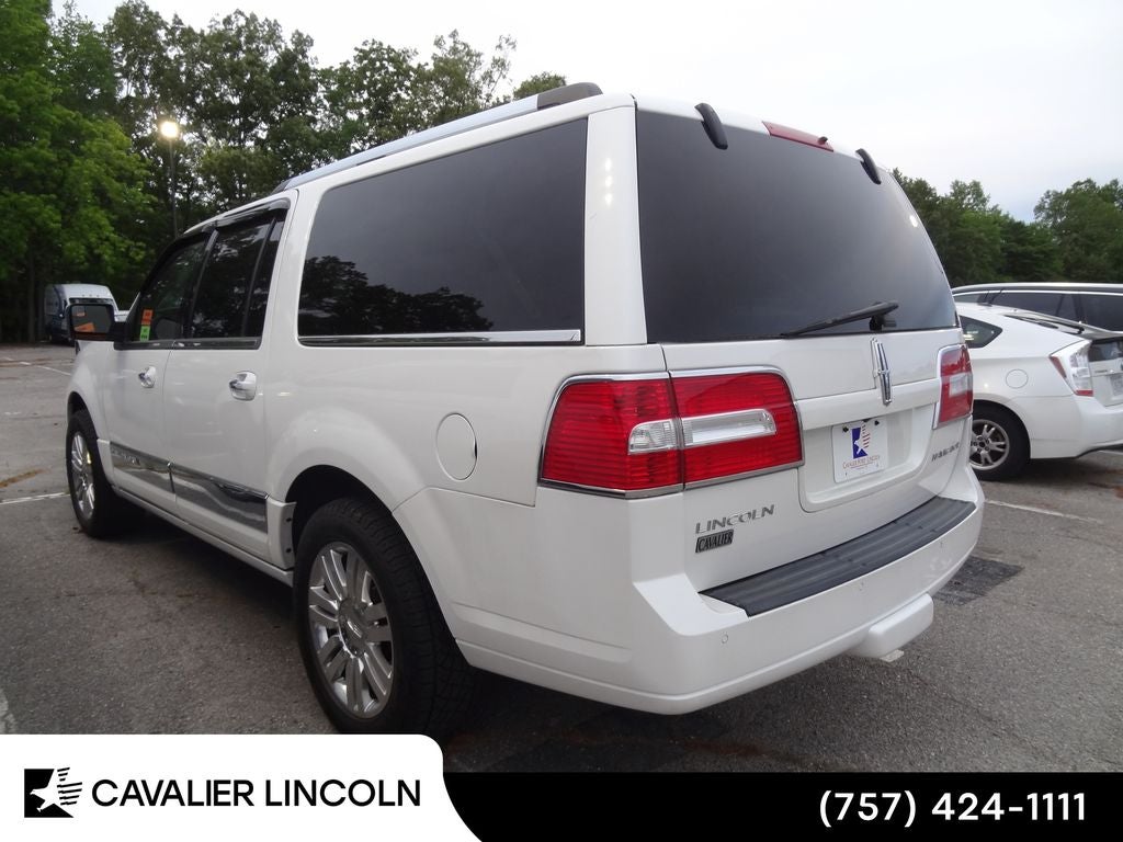 2012 Lincoln Navigator L Base