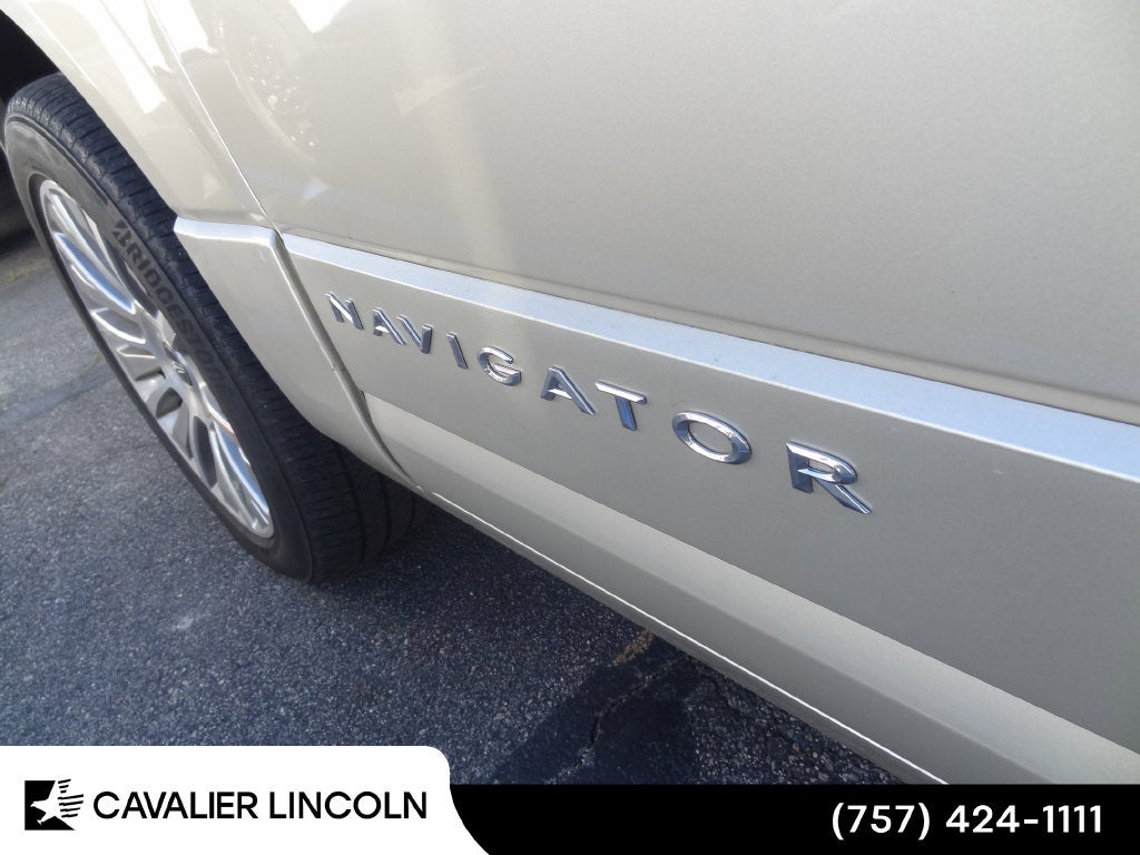 2017 Lincoln Navigator L Select Select