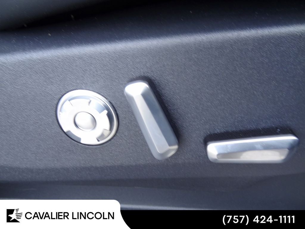 2026 Lincoln Navigator Premiere L