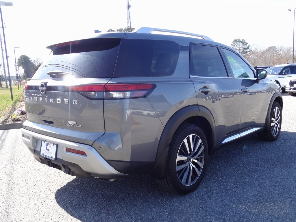 2022 Nissan Pathfinder Platinum