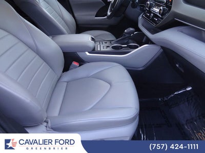 2022 Toyota Highlander XLE