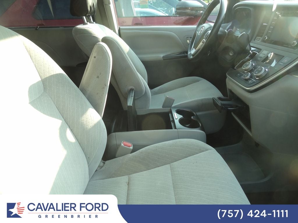 2020 Toyota Sienna LE 8 Passenger
