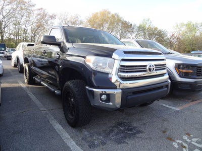 2017 Toyota Tundra SR5