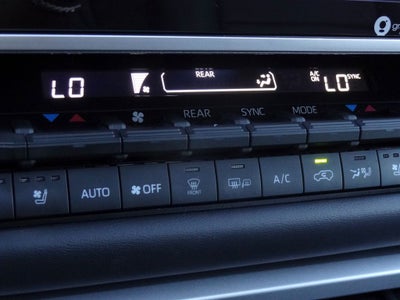 2024 Toyota Sequoia Platinum