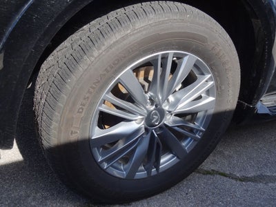 2022 INFINITI QX80 LUXE Luxe