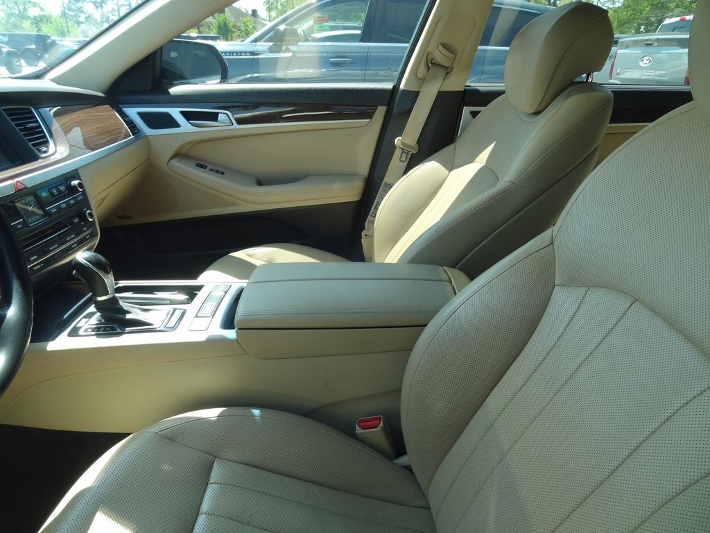 2015 Hyundai Genesis 3.8