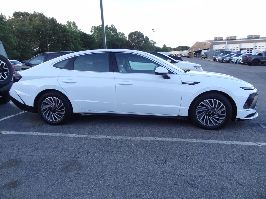 2026 Hyundai Sonata Hybrid Limited