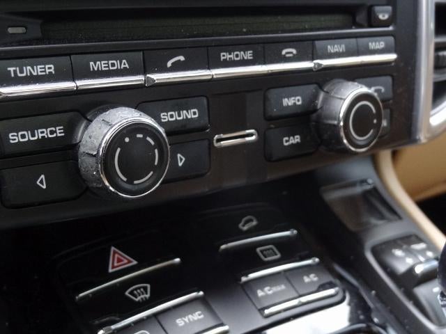 2016 Porsche Cayenne Base