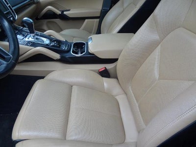 2016 Porsche Cayenne Base