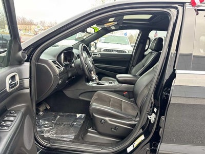 2020 Jeep Grand Cherokee Laredo