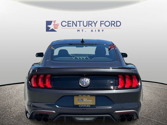 2022 Ford Mustang EcoBoost