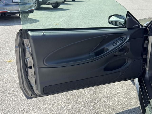 2003 Ford Mustang Mach 1 Premium