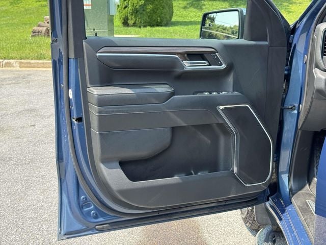 2024 Chevrolet Silverado 1500 LT LT1