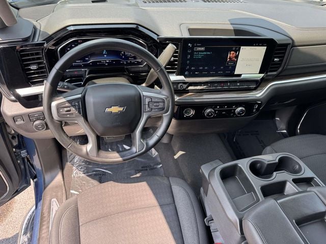 2024 Chevrolet Silverado 1500 LT LT1