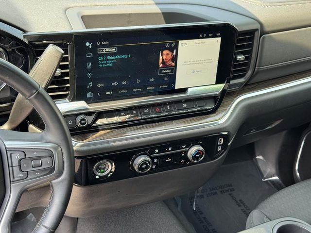 2024 Chevrolet Silverado 1500 LT LT1