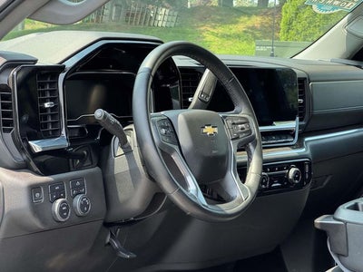 2024 Chevrolet Silverado 1500 LT LT1