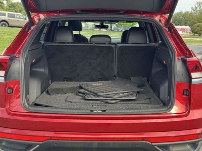 2022 Volkswagen Atlas Cross Sport 3.6L V6 SE w/Technology