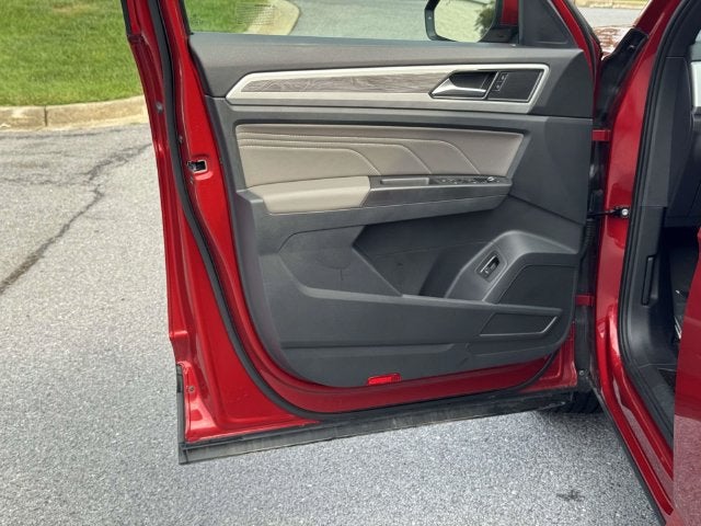 2022 Volkswagen Atlas Cross Sport 3.6L V6 SE w/Technology