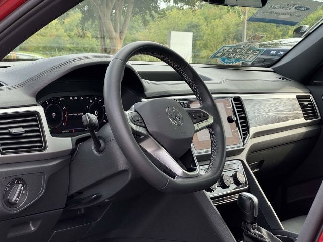 2022 Volkswagen Atlas Cross Sport 3.6L V6 SE w/Technology