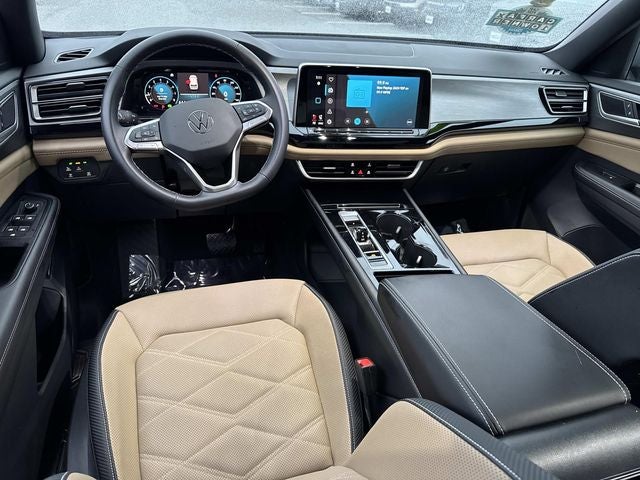 2024 Volkswagen Atlas Cross Sport 2.0T SE w/Technology