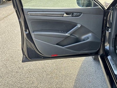 2020 Volkswagen Passat 2.0T R-Line