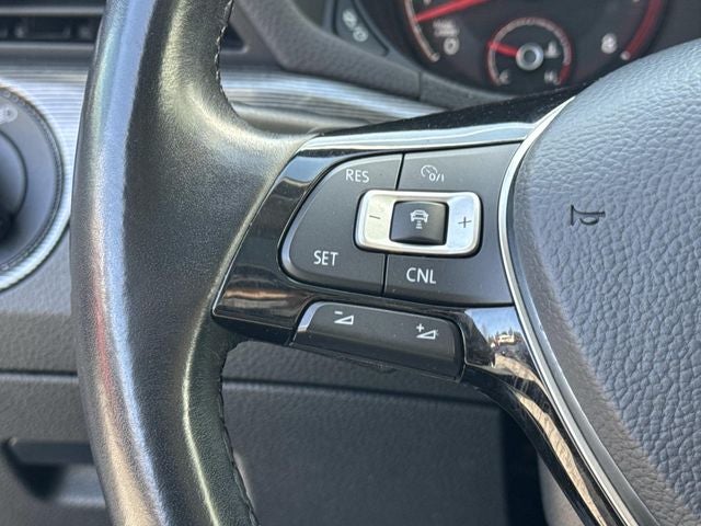 2020 Volkswagen Passat 2.0T R-Line