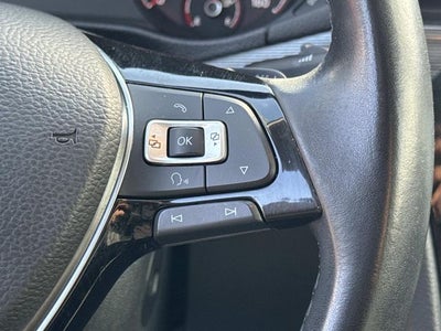 2020 Volkswagen Passat 2.0T R-Line