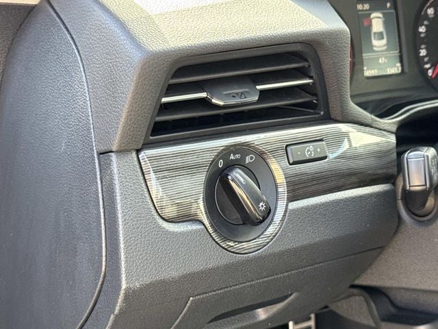 2020 Volkswagen Passat 2.0T R-Line