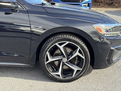 2020 Volkswagen Passat 2.0T R-Line