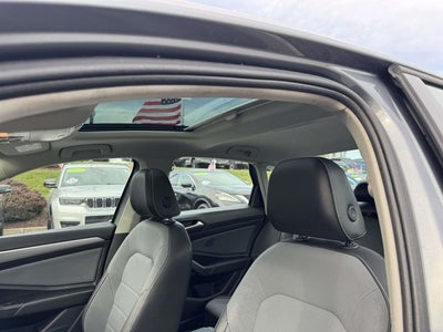 2025 Volkswagen Jetta 1.5T SE