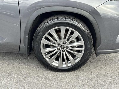 2024 Toyota Highlander Platinum